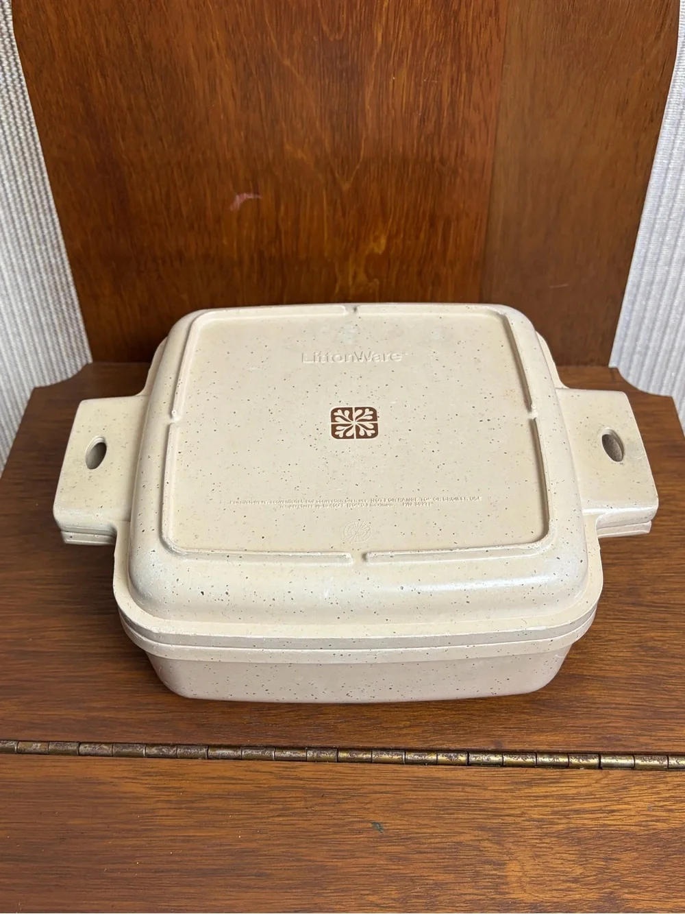 80's LittonWare Microwave Cookware 1.5 Qt Casserole Square Dish 39272 Lid 39271